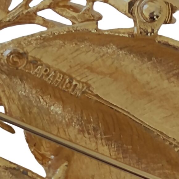 Sarah Coventry Leaf Brooch Branch Pin Sea Whispers Gold Tone Baroque Rococo 60s. - Picture 8 of 16